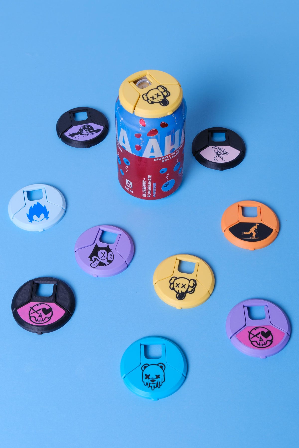 Bug and dust cover fitted over a standard beverage can